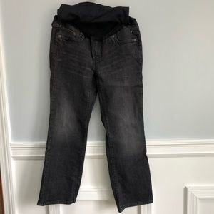 NWOT GAP Maternity Jeans in Black Wash Sz 26